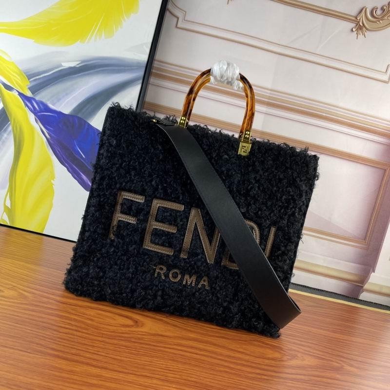 Fendi Handbags 250